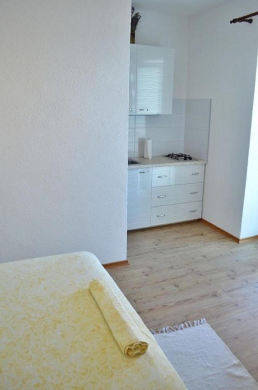 Apartment Denko Betina  Exterior photo